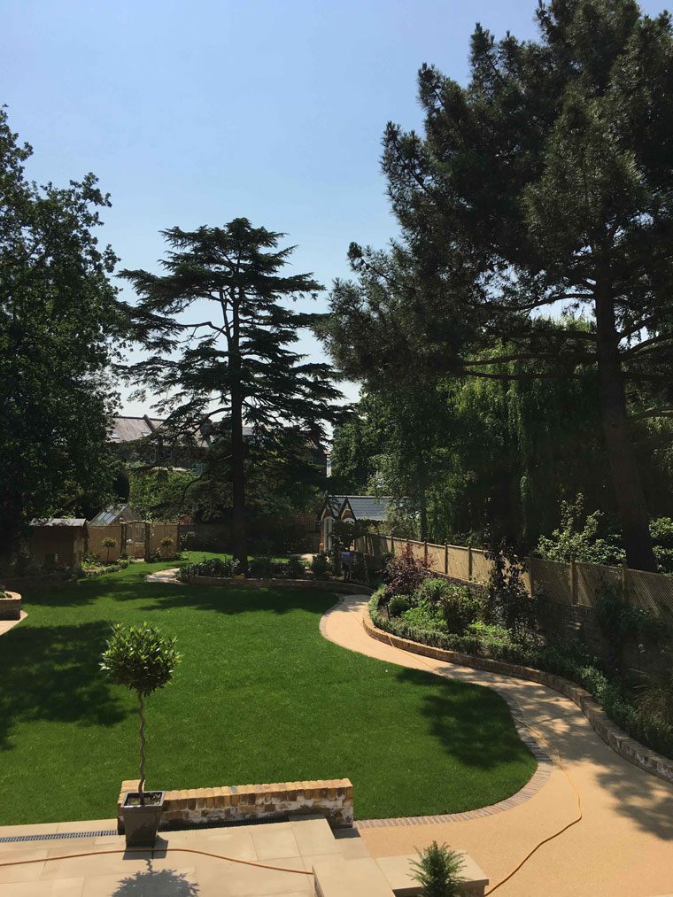 High End Garden Lansdscaping Design